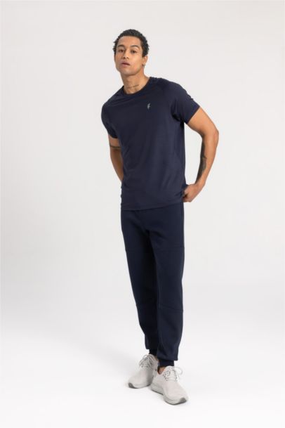 Standard Fit Crew Neck Sports T-Shirt