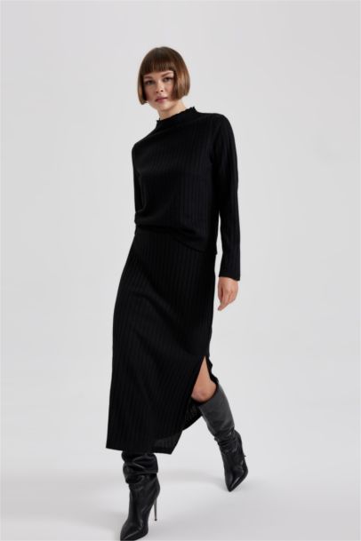 Straight Fit Camisole Normal Waist Midi Knitted Skirt