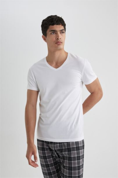 Slim Fit V-Neck Top