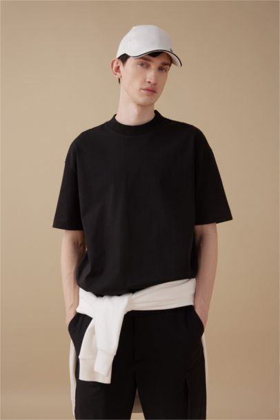 Oversize Fit Crew Neck Short Sleeve T-Shirt
