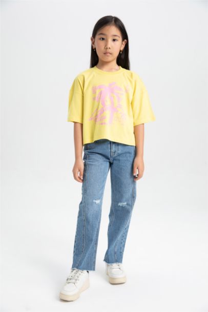 تيشيرت بناتي نص كم مطبوع وياقة مستديرة