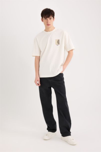 تيشيرت قطن نص كم بيج اوفر سايز برقبة مستديرة بطبعة من الخلف