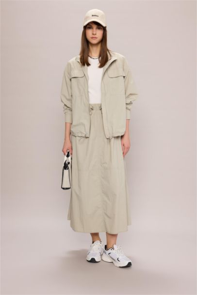 Relax Fit Casual Parachute Jacket