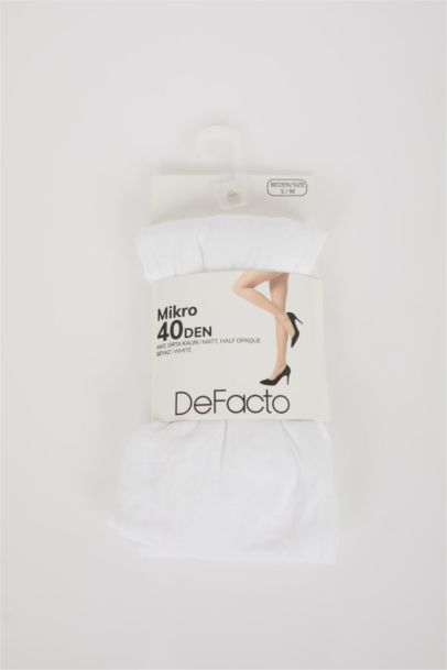 Woman 40 Denier Pantyhose