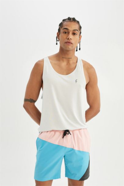 شورت بحر قصير قصة عادية محكم ملون من DeFactoFit