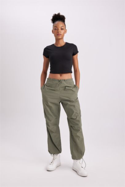 DeFactoFit Oversize Fit Standard Parachute Trousers