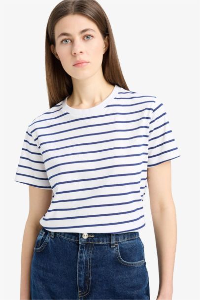 Woman Short Sleeve T-Shirt