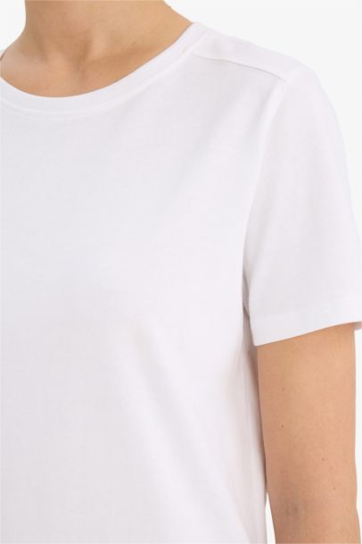 Woman Short Sleeve T-Shirt