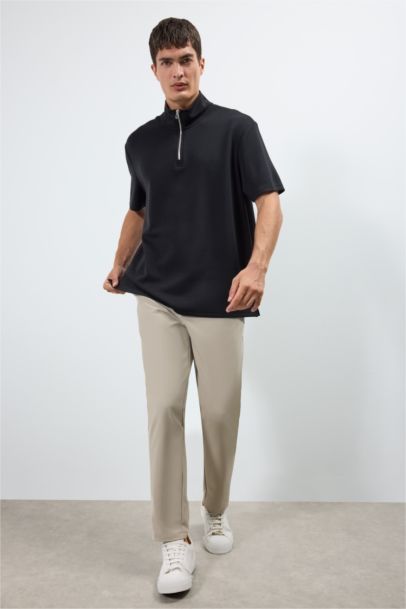 тік жаға Қысқа жеңді футболка