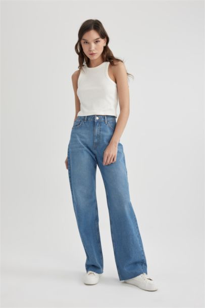 Wide Leg High Waist Cutaway Long Jeans