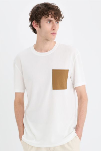 Футболка Regular Fit с круглым вырезом и коротким рукавом