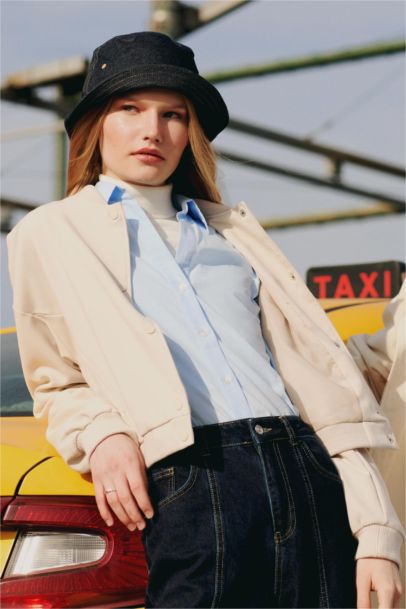 Kolej Yaka Çıtçıtlı Cepli Hafif Mevsimlik Bomber Ceket