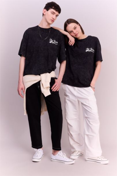 تيشيرت نص ردن اوفر سايز مطبوع بياخة مستديرة