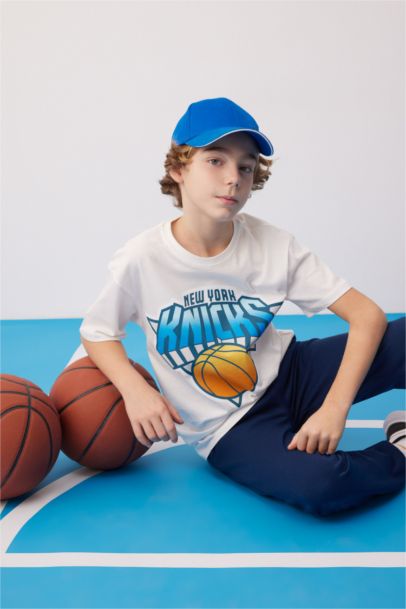 Boy NBA New York Knicks Oversize Fit Crew Neck T-Shirt