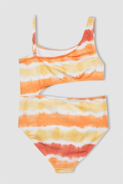 Girl Slim Fit Swimsuit