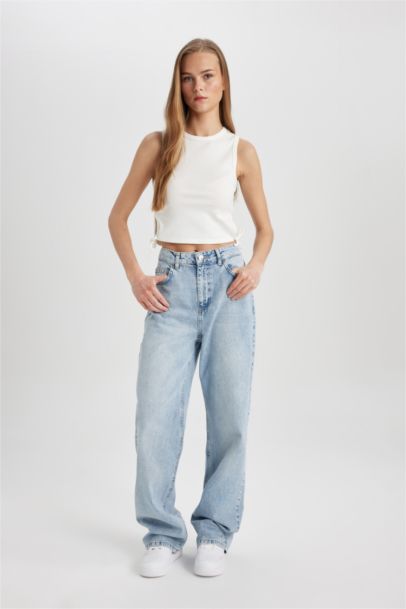 Slim Fit Camisole Crew Neck Tank Top