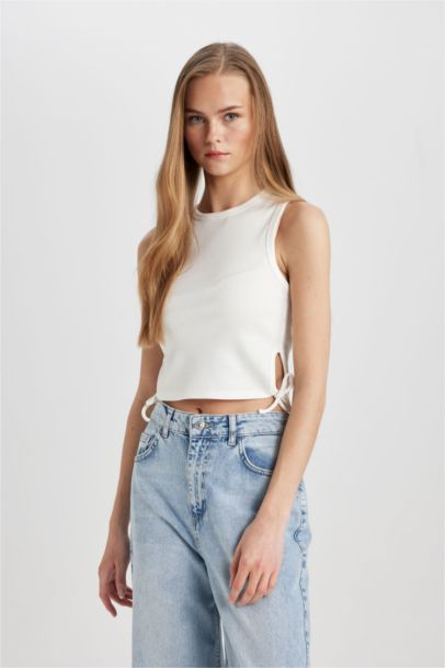 Slim Fit Camisole Crew Neck Tank Top