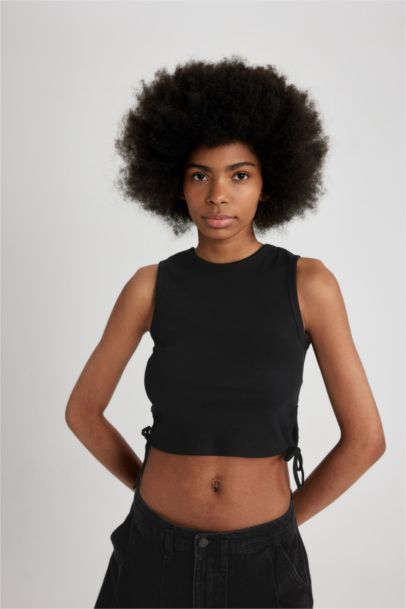 Slim Fit Camisole Crew Neck Tank Top