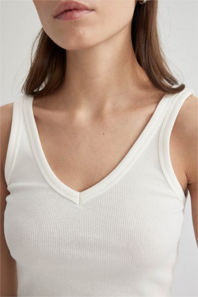 Fitted V-Neck Ribbed Camisole Crop Top