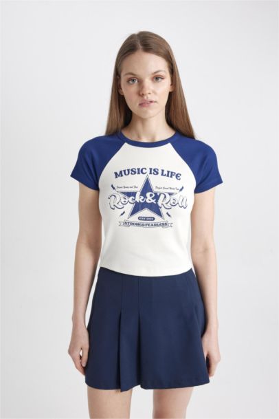 تيشيرت نص كم مضلع سليم فيت