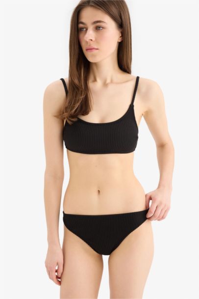 Fall in LoveRegular Fit Crepe Black Bikini Top