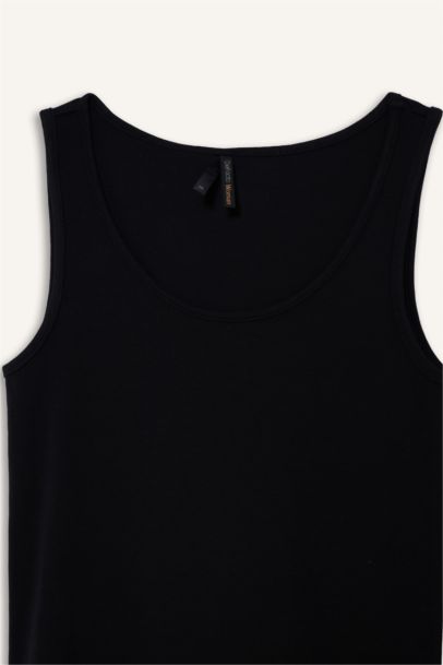 Әйелдерге слим пішімі дөңгелек жаға негізгі Ішкөйлек