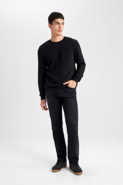 سويت شيرت مطبوع قصة عادية بياخة مستديرة