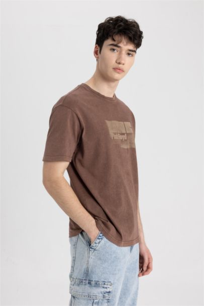 Pink Floyd Regular Fit Crew Neck Short Sleeve T-Shirt