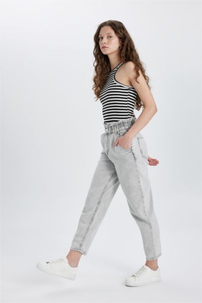 Paperbag High Waist Lightweight Ankle Length Jeans