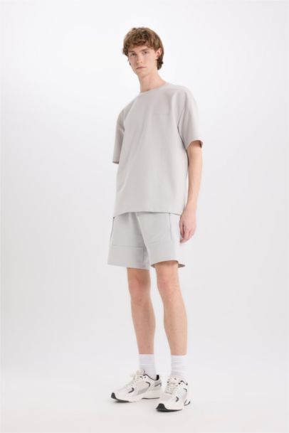 Slim Fit Super Skinny Hem Shorts