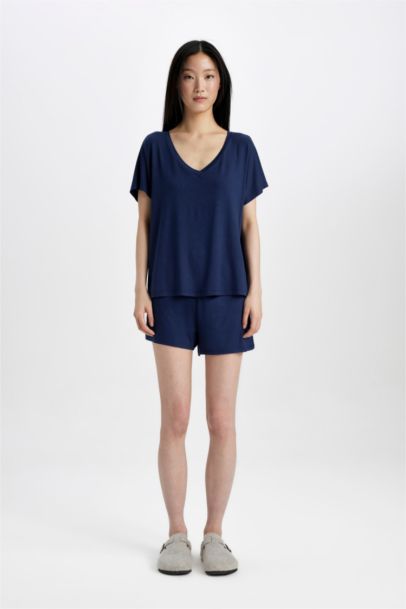 طقم بيجاما قصة عادية نص كم - قطعتين