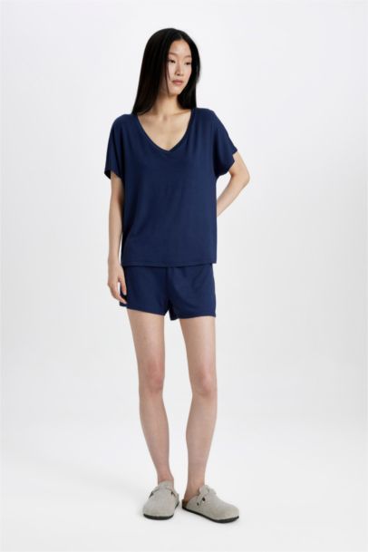 طقم بيجاما قصة عادية نص كم - قطعتين