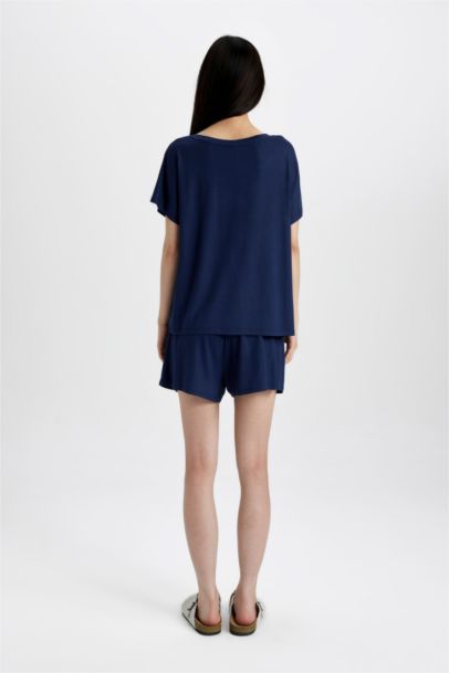 طقم بيجاما قصة عادية نص كم - قطعتين