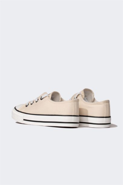 Кроссовки на толстой подошве для девочек