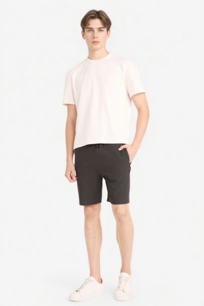 Regular Fit Straight Leg Shorts