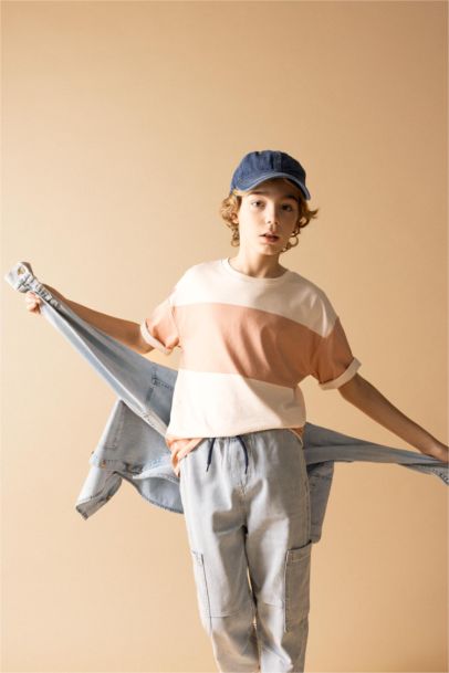 Boy Oversize Fit Crew Neck Striped Short Sleeve T-Shirt