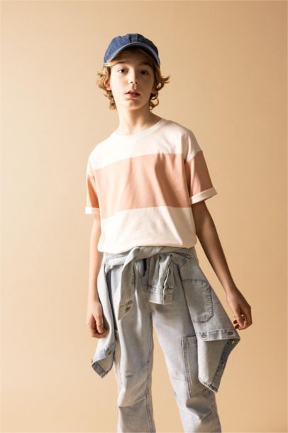 Boy Oversize Fit Crew Neck Striped Short Sleeve T-Shirt