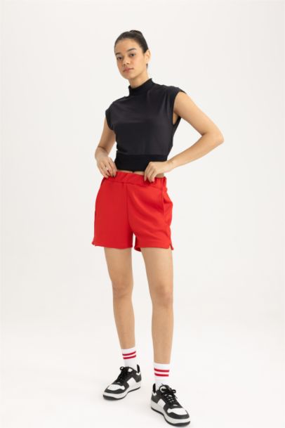 تيشيرت قصير توب نص كم برقبة عالية