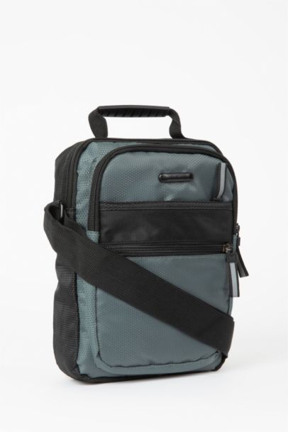 شنطة كروس بودي رجالي