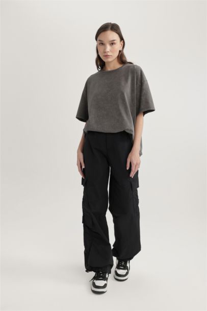 تيشيرت نص كم واسع برقبة مستديرة