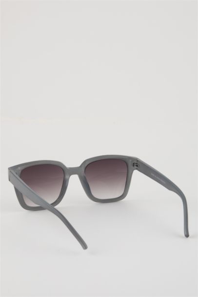 Woman Square Plastic Sunglasses