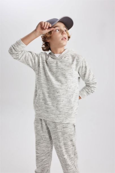 سويت شيرت ولادي بجيب