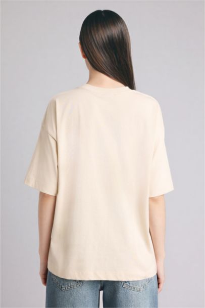 Woman Short Sleeve T-Shirt