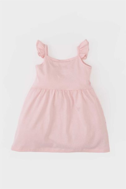 Детское платье с бретелями и цветочным узором