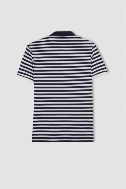 تيشيرت بولو رياضي مطرز قصة عادية بيكيه من DeFactoFit