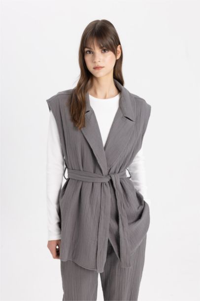 Kruvaze Yaka Kemerli Hafif Uzun Müslin Yelek