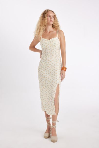 Robe Midi à Bretelles encolure en Cœur imprimé Floral Style Marocain