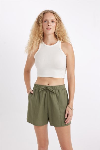 شورت كتان قصة عادية بخصر عالي