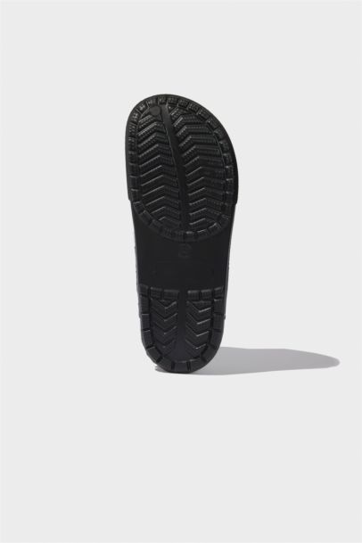 صندل رجالي بكعب مسطح