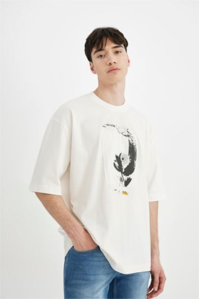 Loose Fit Crew Neck Printed T-Shirt